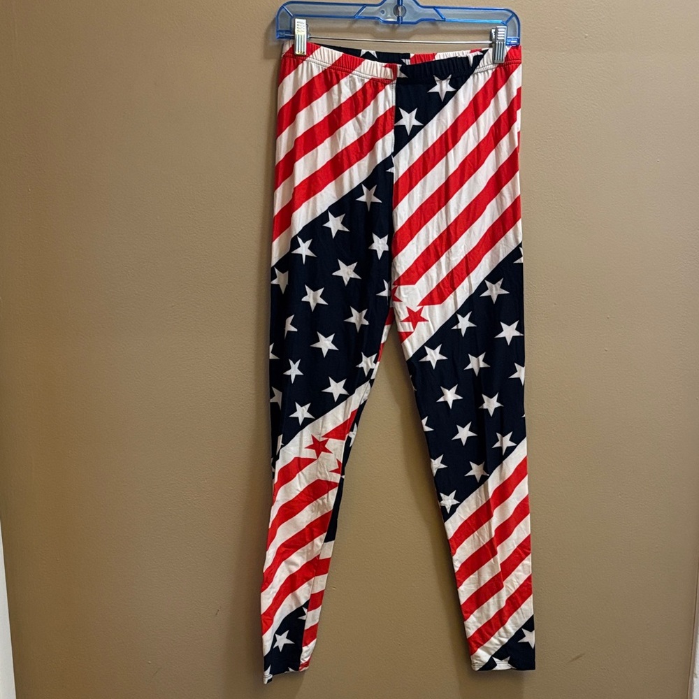 Women's Star and Stripe Leggings - Picture 2 of 3